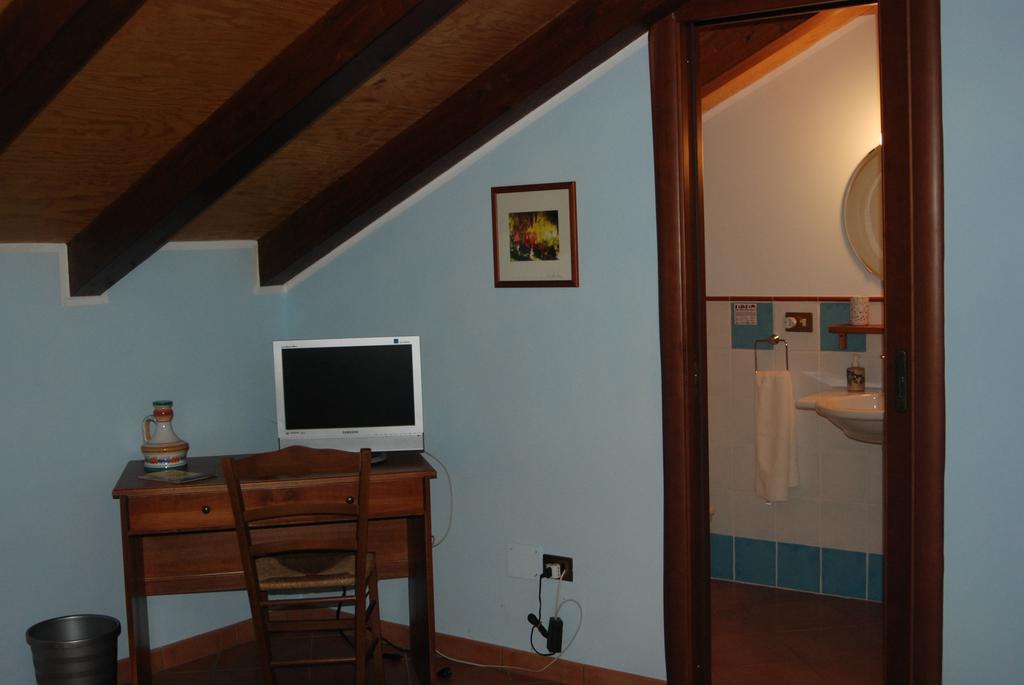 Casa Mariu Hotel Sala Consilina Værelse billede