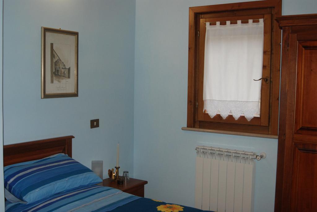 Casa Mariu Hotel Sala Consilina Værelse billede