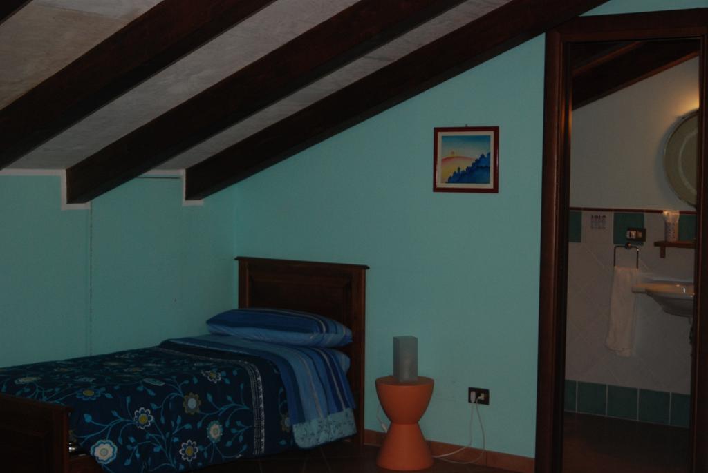 Casa Mariu Hotel Sala Consilina Værelse billede