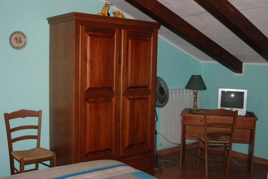 Casa Mariu Hotel Sala Consilina Værelse billede