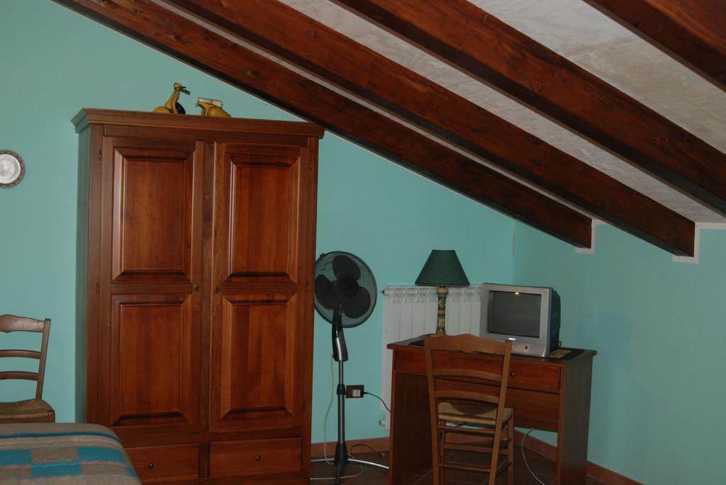 Casa Mariu Hotel Sala Consilina Værelse billede